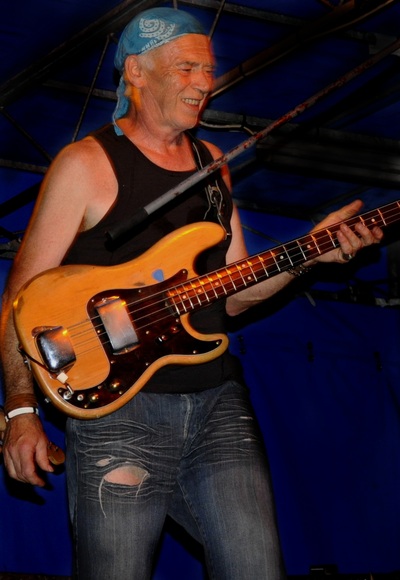 Pierre bassiste